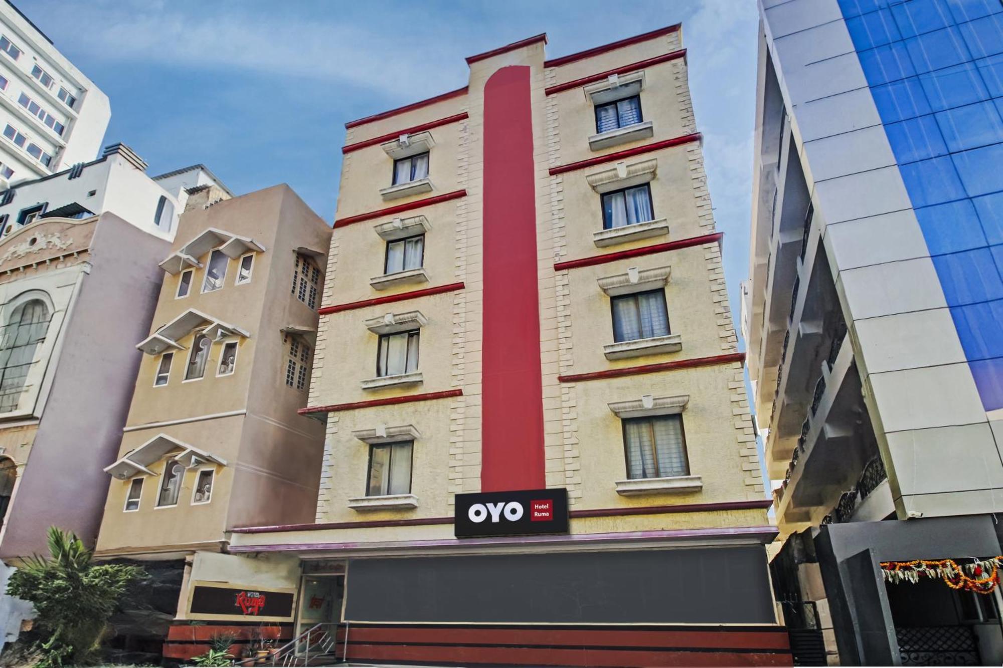 היידראבד Hotel O Ruma Near Nampally Railway Station מראה חיצוני תמונה