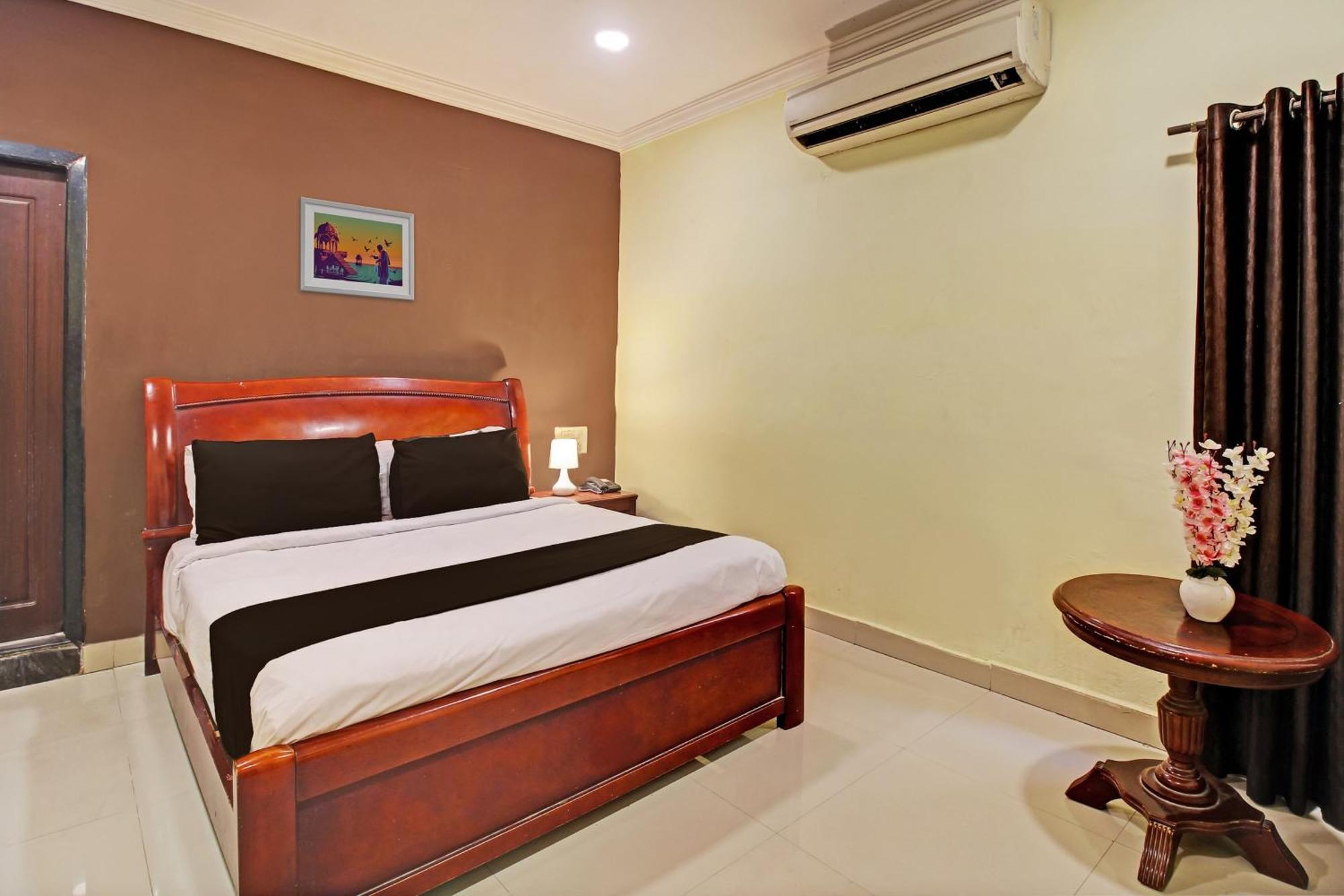 היידראבד Hotel O Ruma Near Nampally Railway Station מראה חיצוני תמונה