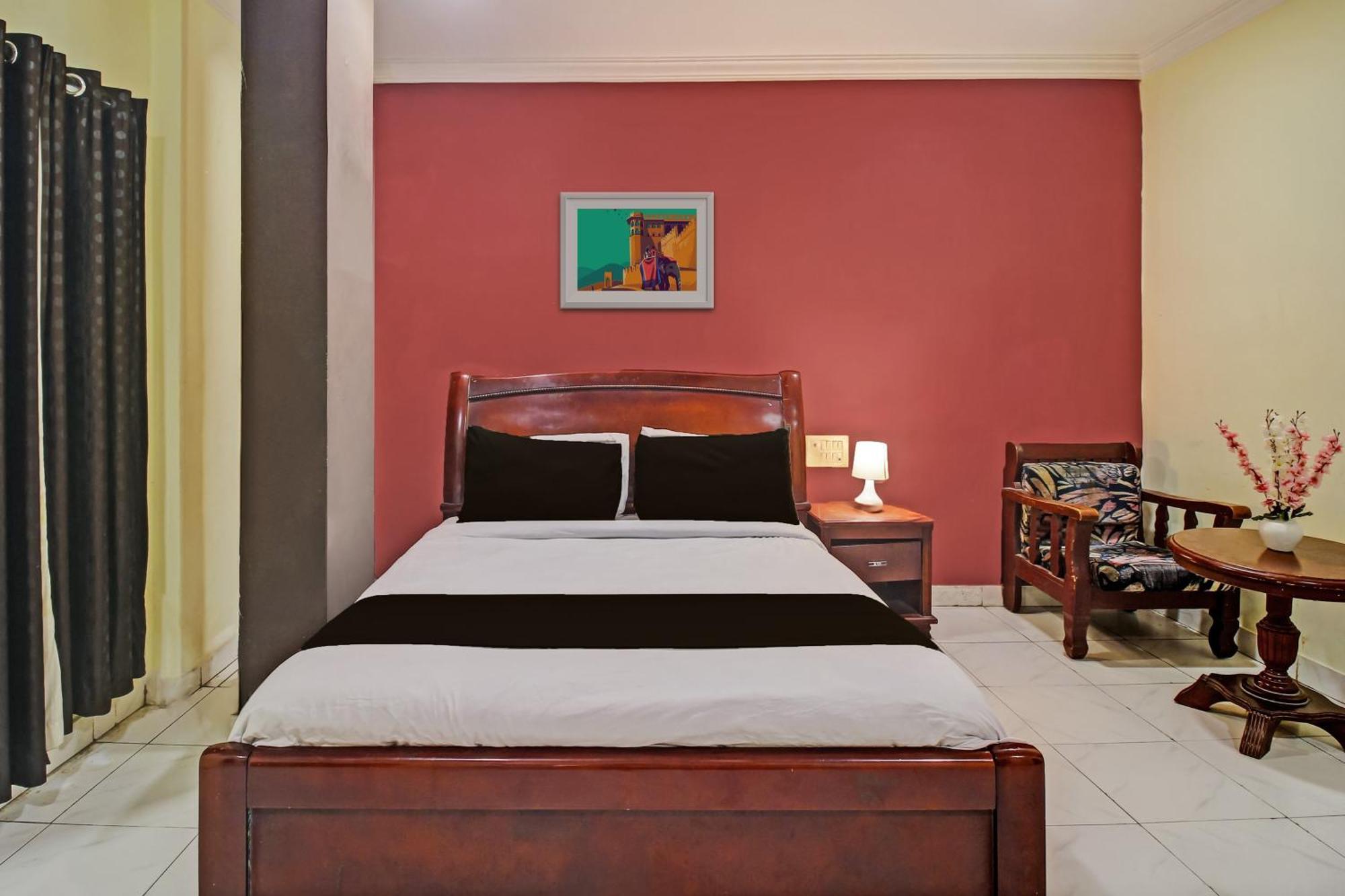 היידראבד Hotel O Ruma Near Nampally Railway Station מראה חיצוני תמונה